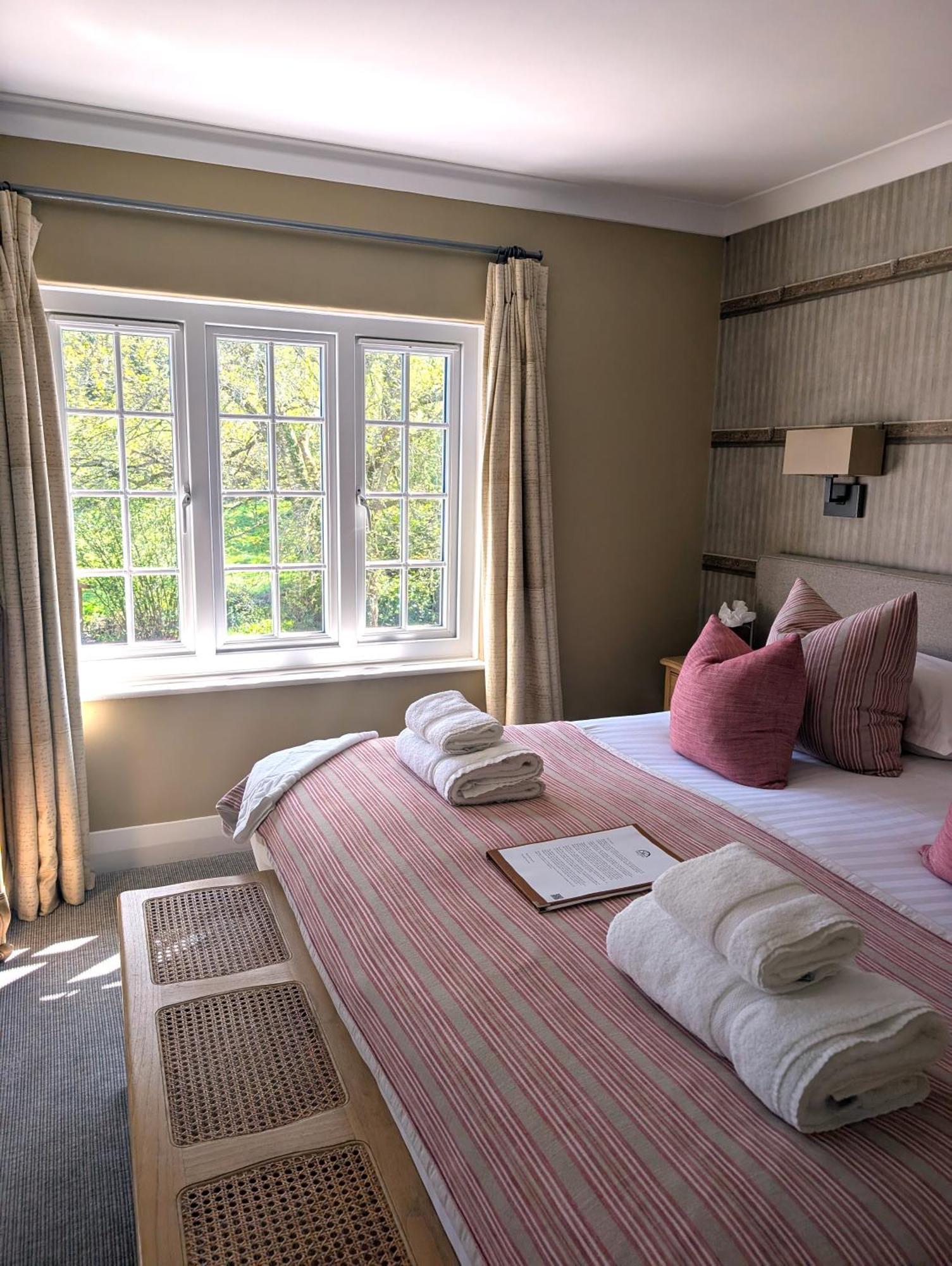 Mill End Hotel 차그퍼드 외부 사진